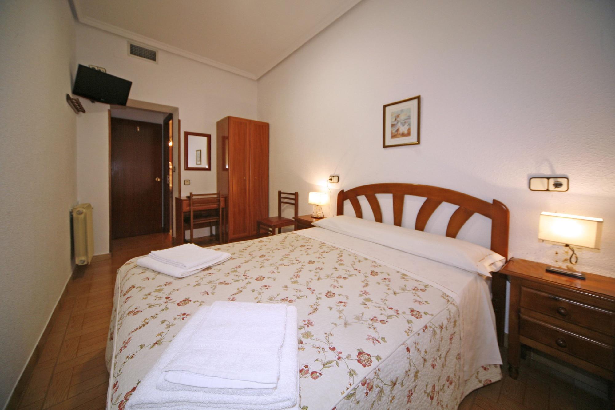 Hostal San Antonio Мадрид Экстерьер фото