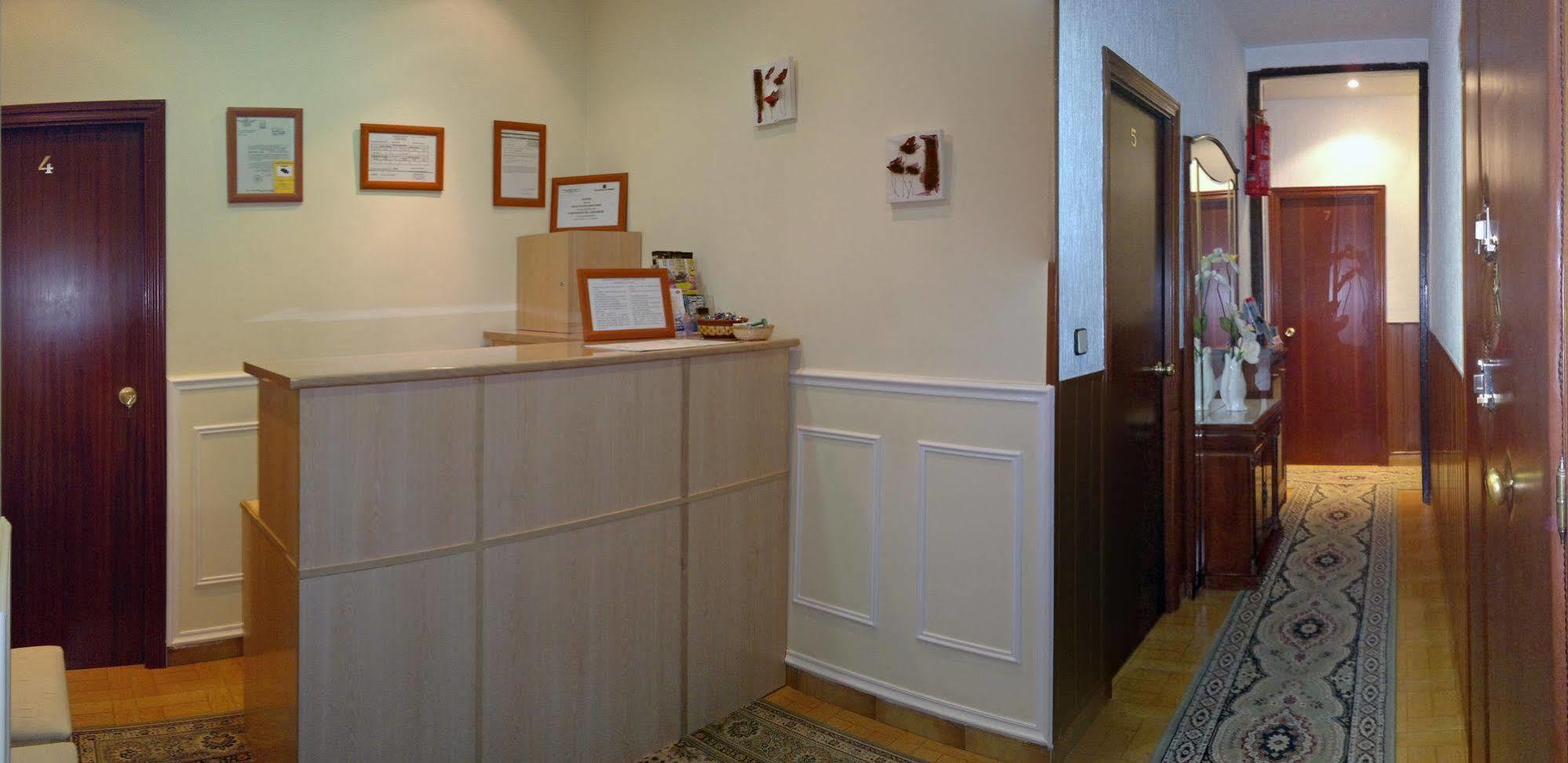 Hostal San Antonio Мадрид Экстерьер фото