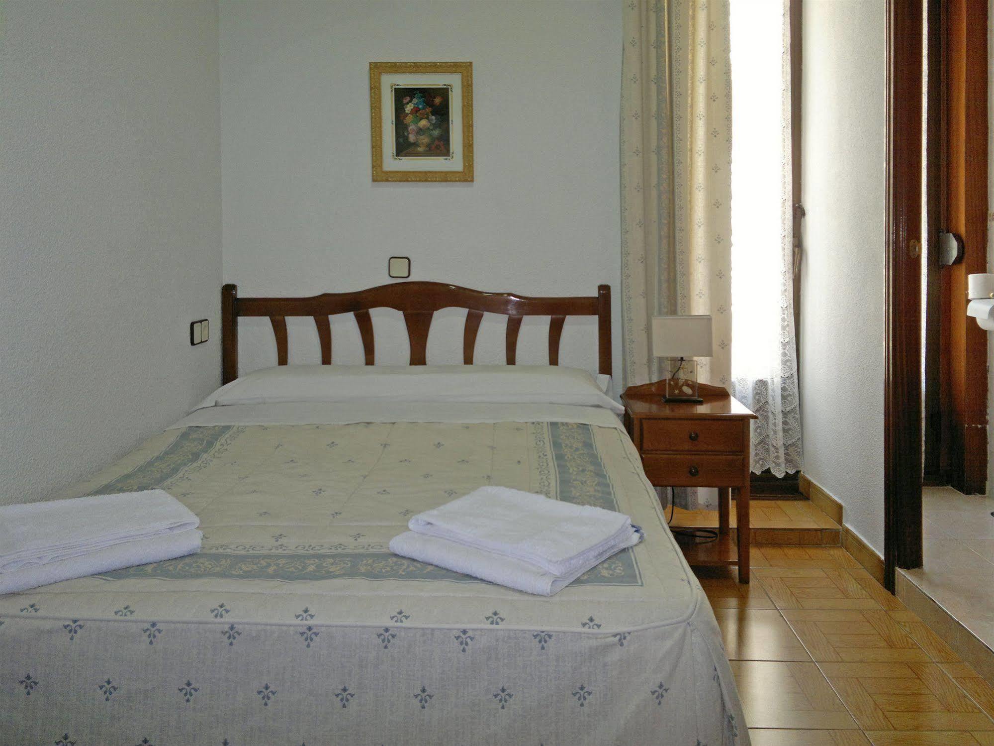Hostal San Antonio Мадрид Экстерьер фото