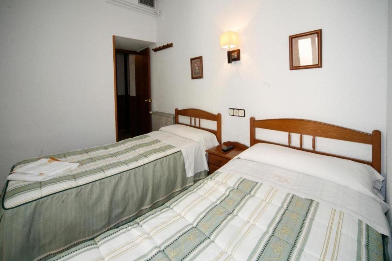 Hostal San Antonio Мадрид Экстерьер фото